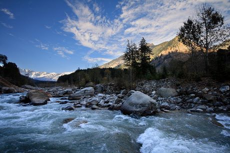 Beautiful-Manali-Travel-in-Summer-Winter (640×427) (1) (460×307)(1)