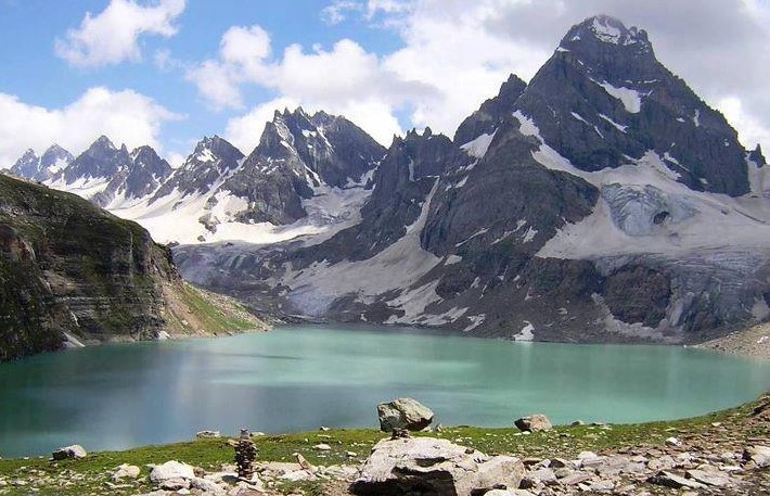 Chitta-Khata-Lake-Azad-Jammu-Kashmir